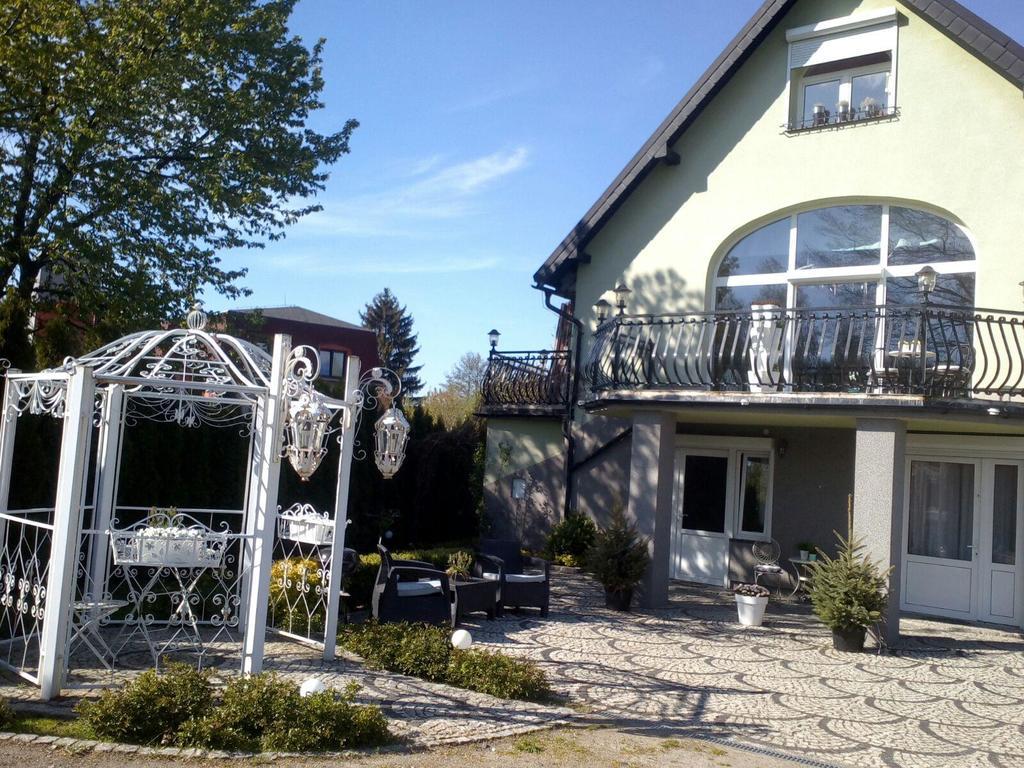 Mizerówka Guest House Bad Kudowa Exterior foto